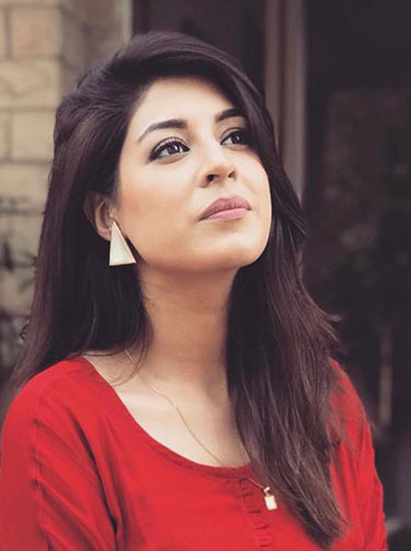 sundas khan Actress Anchor UCI Alumni